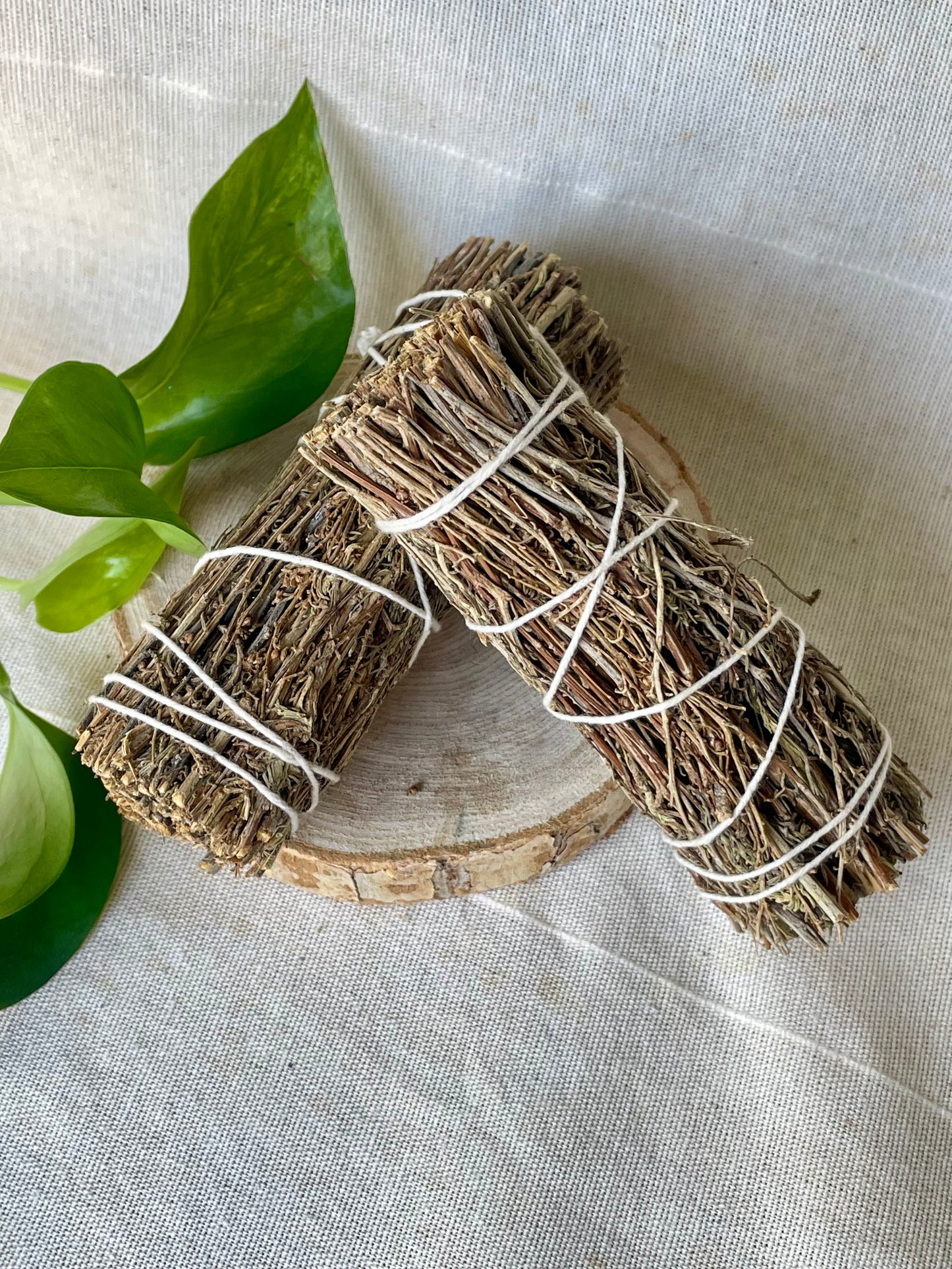 Bâton de fumigation Copal artisanal - Encens naturel pour rituels de purification