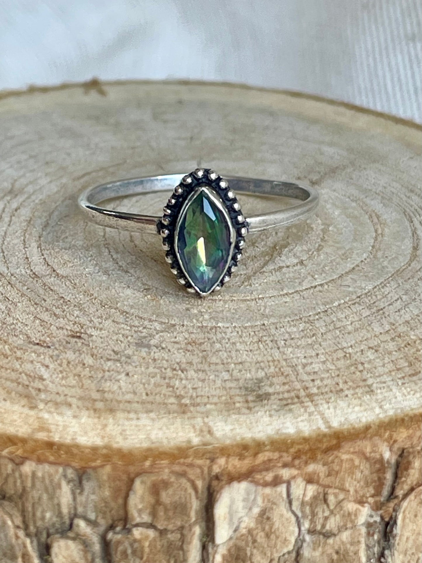 Bague en pierre naturelle de Topaze forme marquise en argent 925