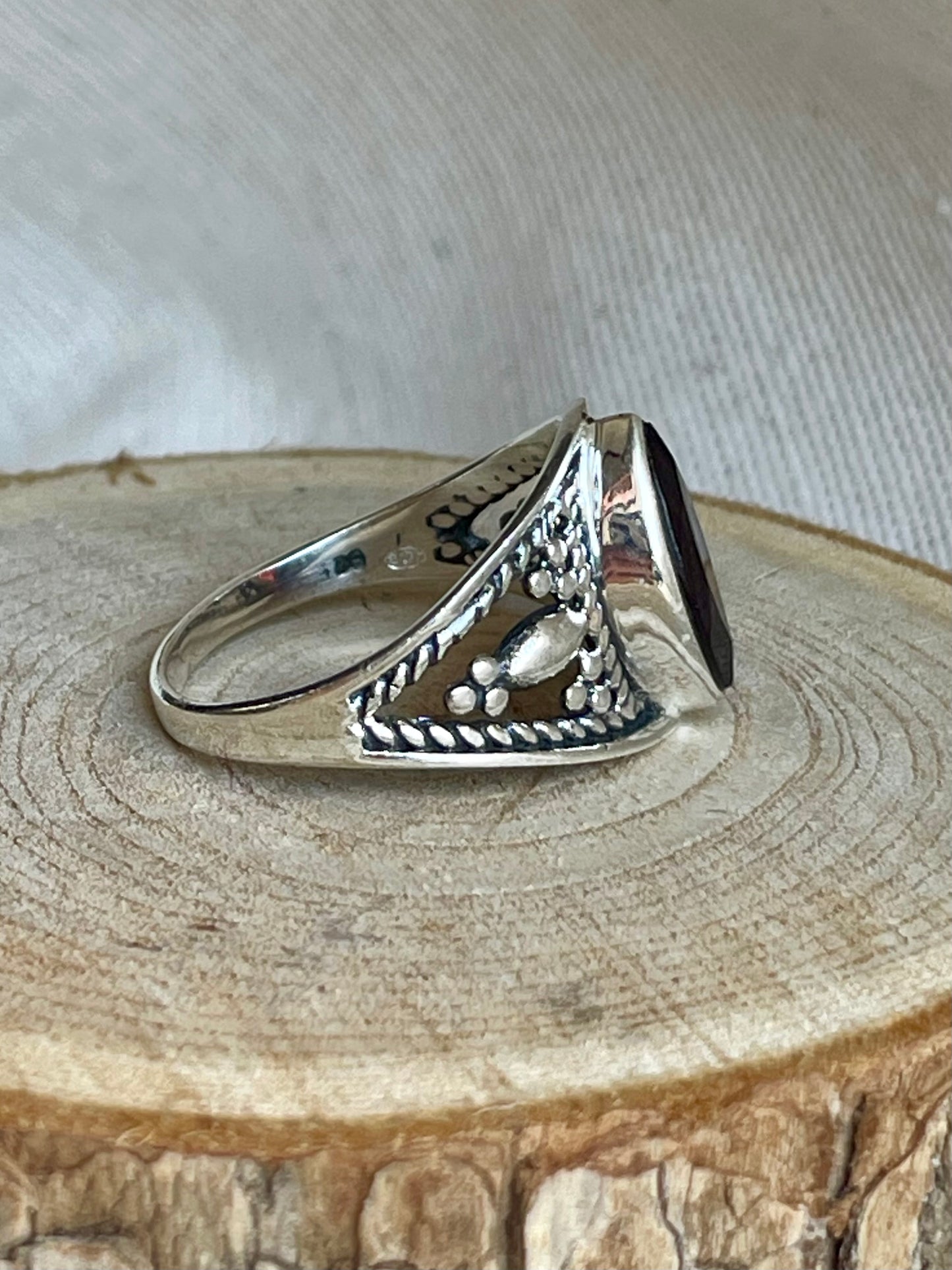 Bague en argent 925 et pierre naturelle de Grenat
