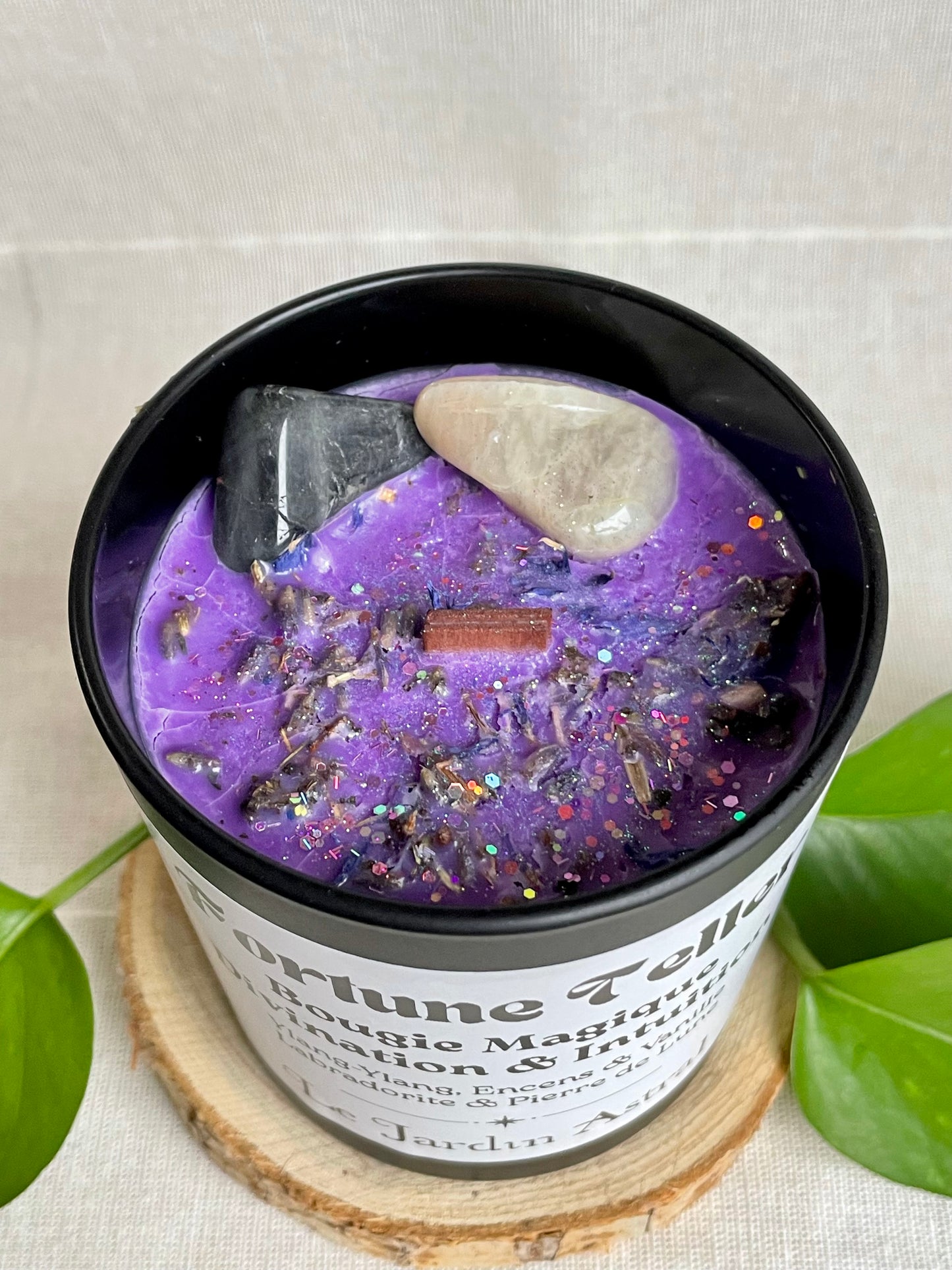 Bougie artisanale consacree fortune teller divination et intuition ylang ylang encens vanille labradorite pierre de lune zoom