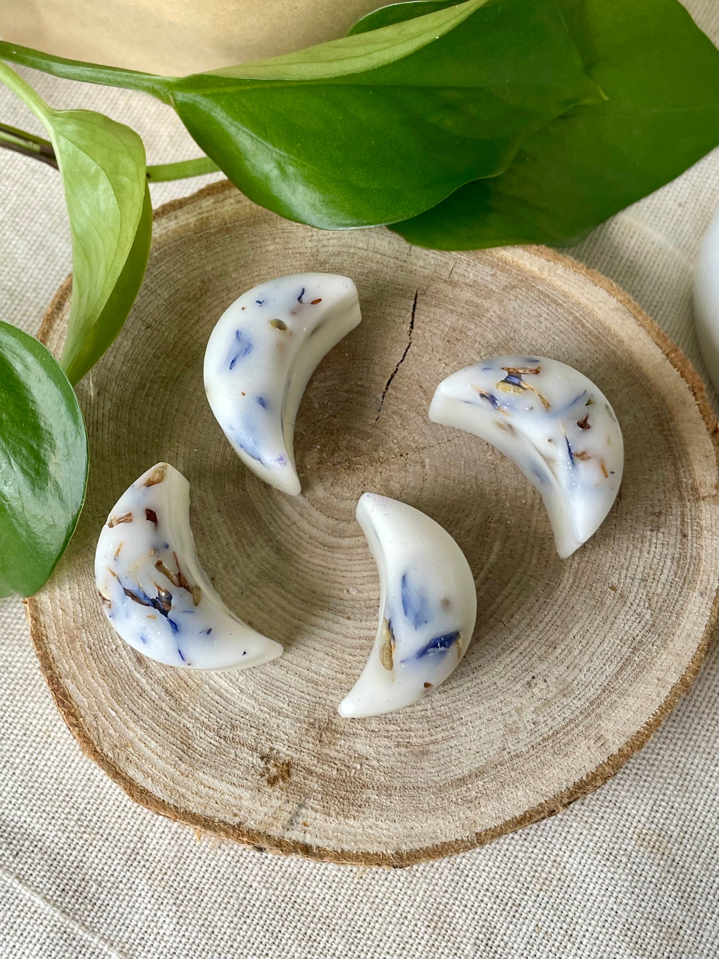 Fondants parfumés artisanaux Hécate - cire parfumée naturelle senteurs mystiques spirituelles
