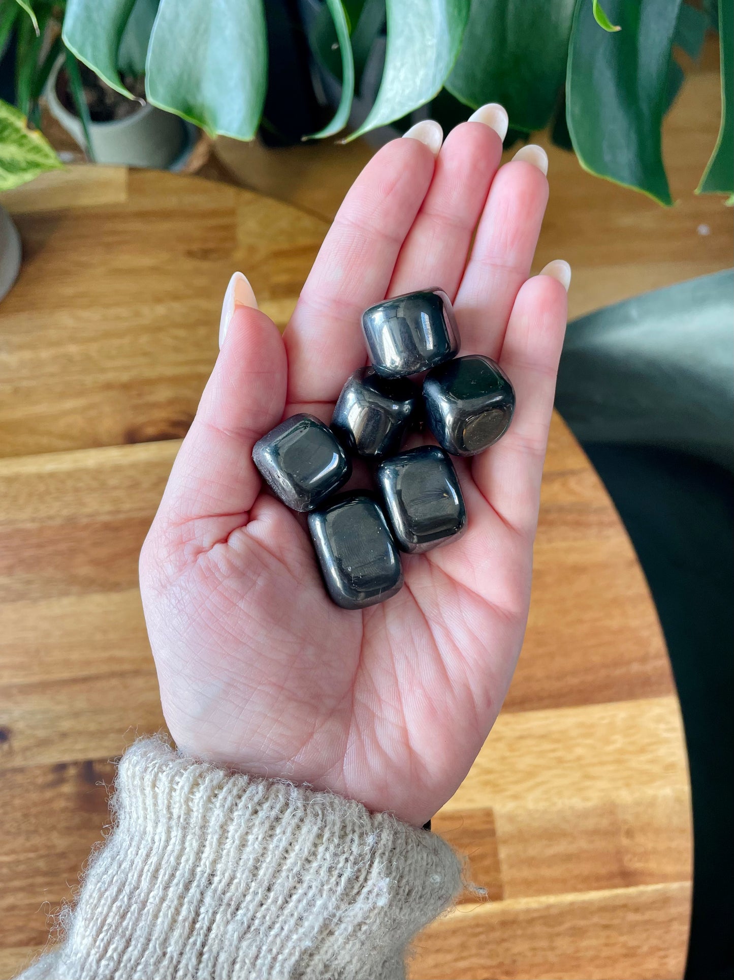 Hematite tumbled stone