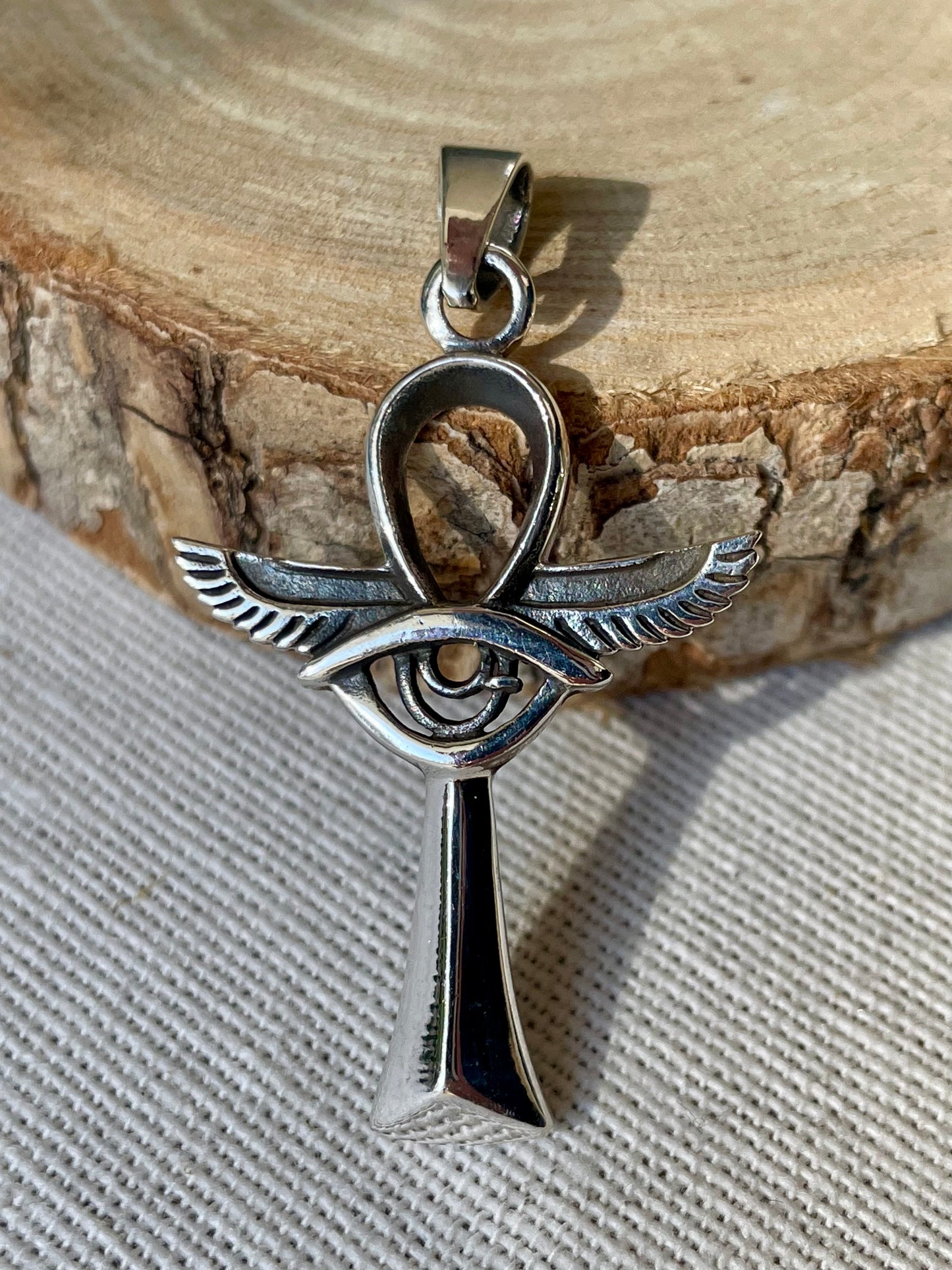 Pendentif de la Croix d’Ankh avec un oeil en Argent 925