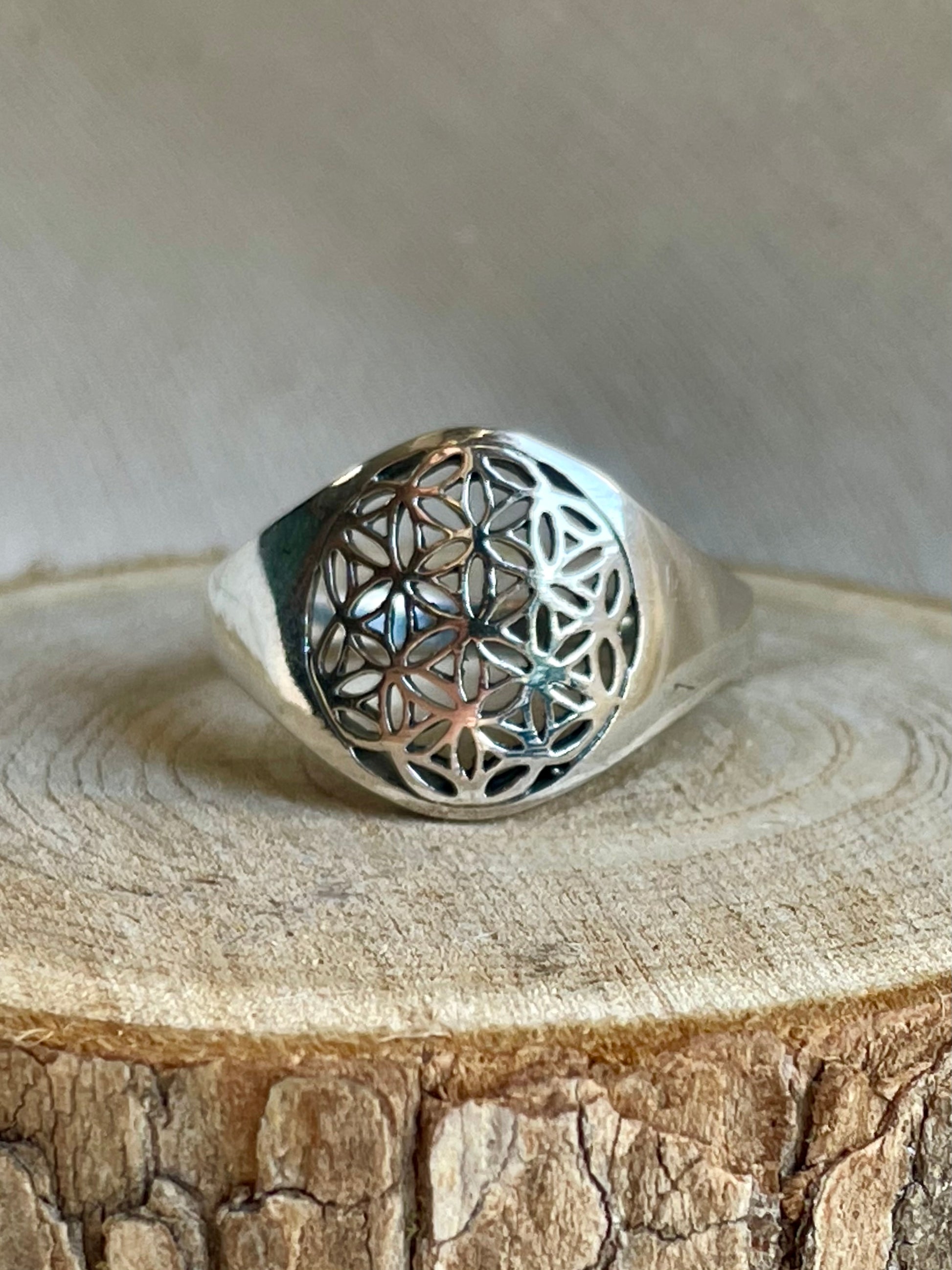 Bague homme symbole fleur de vie en argent 925