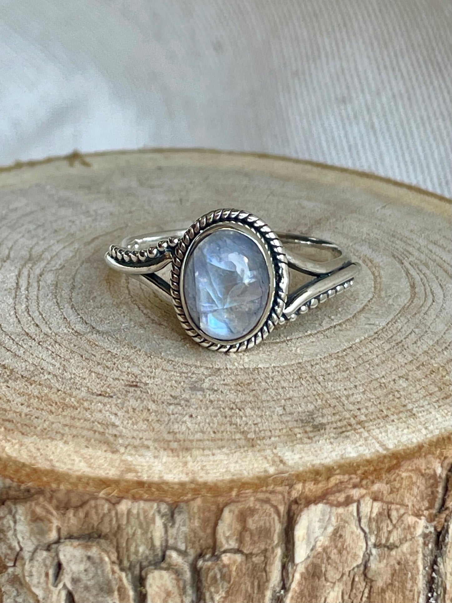Bague en pierre naturelle de pierre de Lune en argent 925