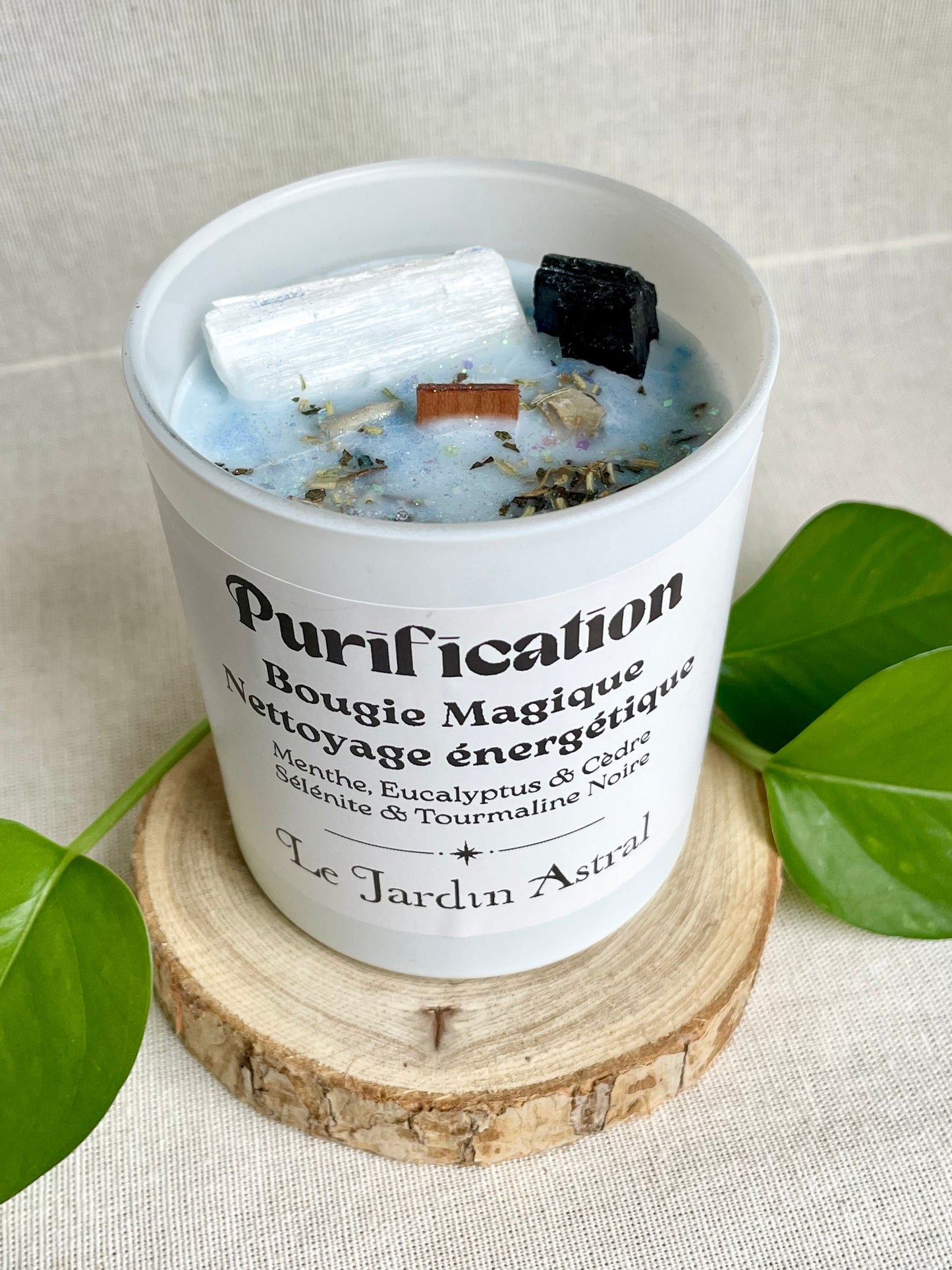 Bougie Artisanale de purification nettoyage energetique menthe eucalyptus et cedre selenite et tourmaline haut