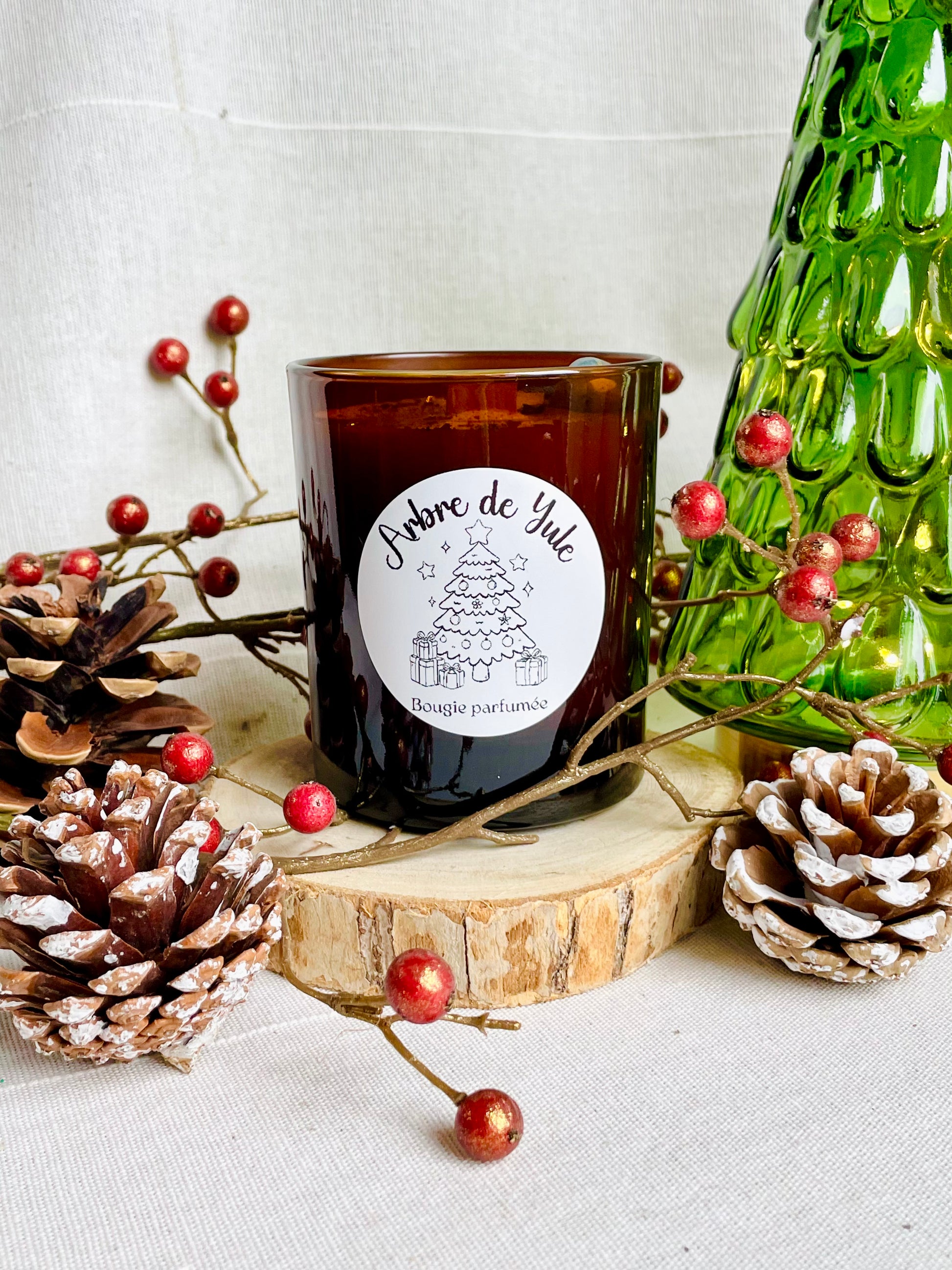 Bougie artisanale Arbre de Yule pour rituel de solstice d'hiver