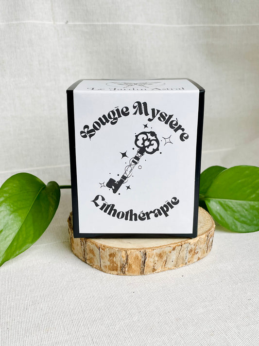 Bougie artisanale de lithothérapie avec cristaux naturels - ambiance mystique et bien-être
