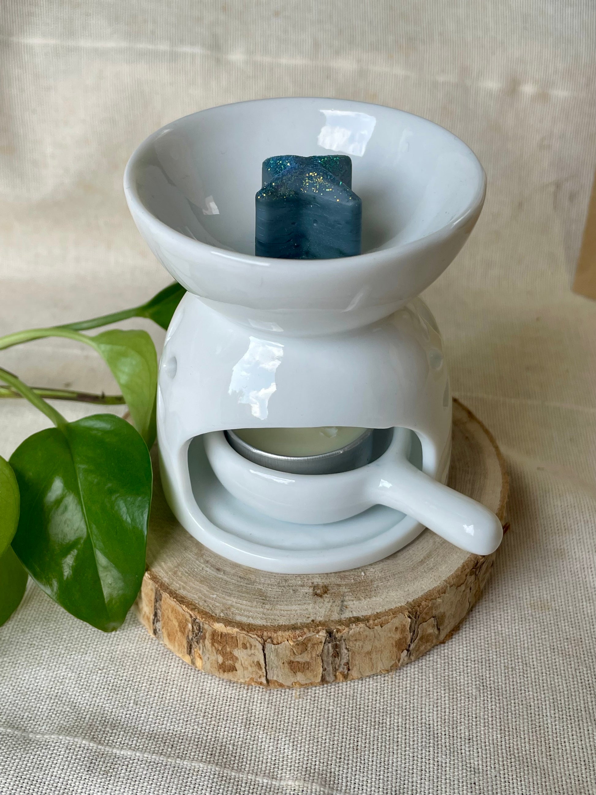 Brûleur à fondants blanc design moderne - détail du diffuseur