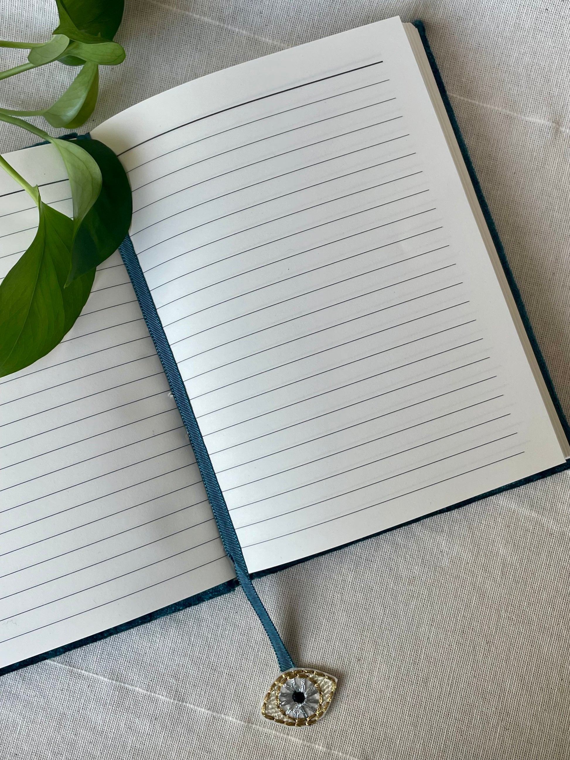 Carnet mystique Eye of Providence - Pages vierges pour pratiques spirituelles et méditation