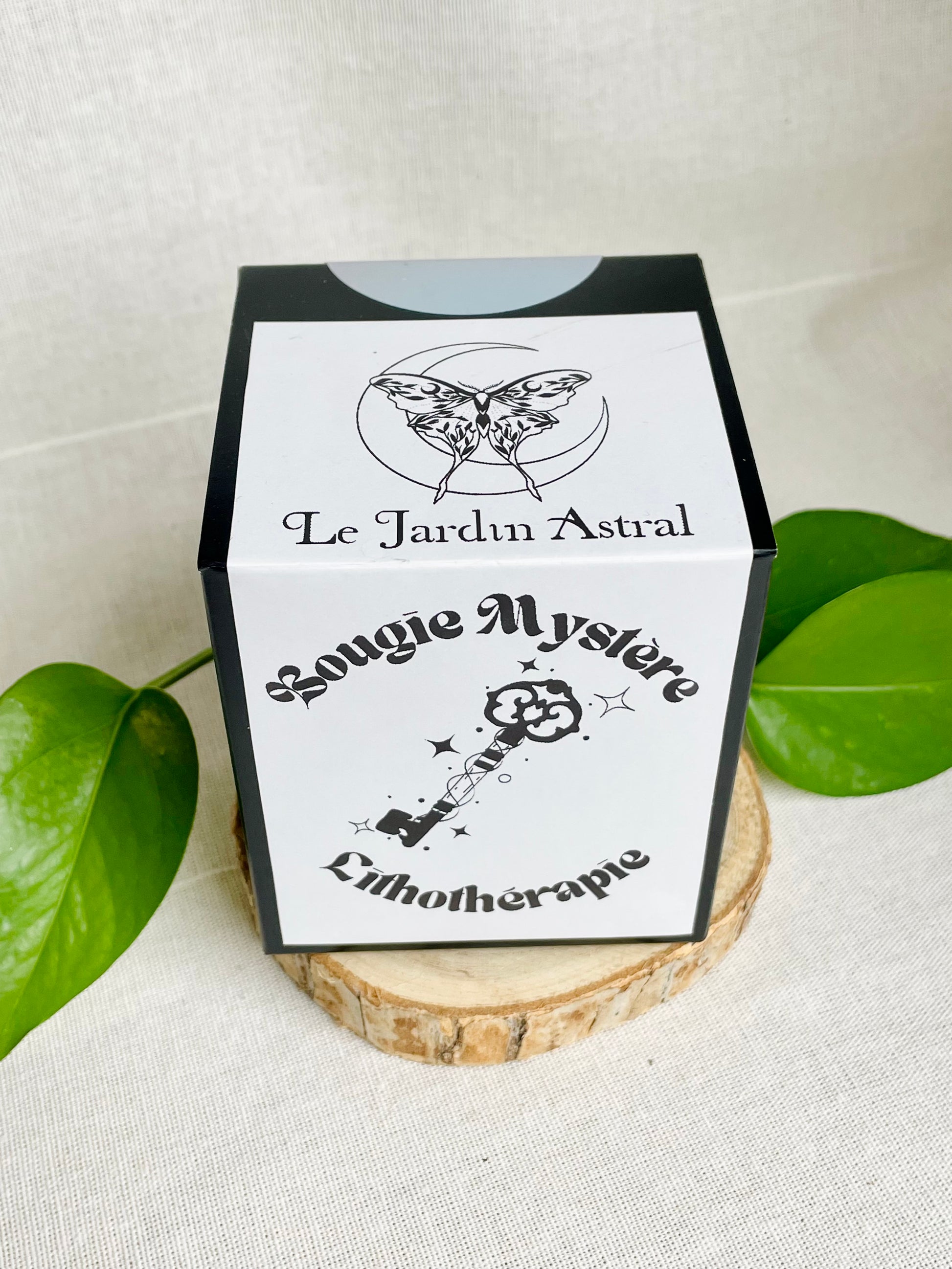 Détail bougie mystère lithothérapie - cristaux et cire naturelle artisanale française
