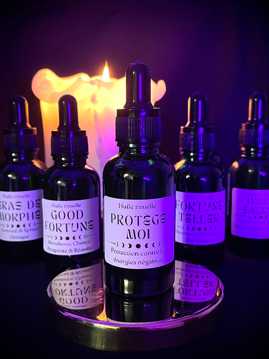 Cette huile rituelle a été formulée en accord avec les correspondances associées à la protection, à l'éloignement du mauvais œil et des énergies négatives