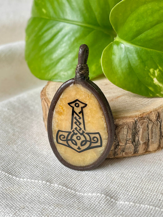 Pendentif Artisanal en Stéatite symbole de Mjöllnir