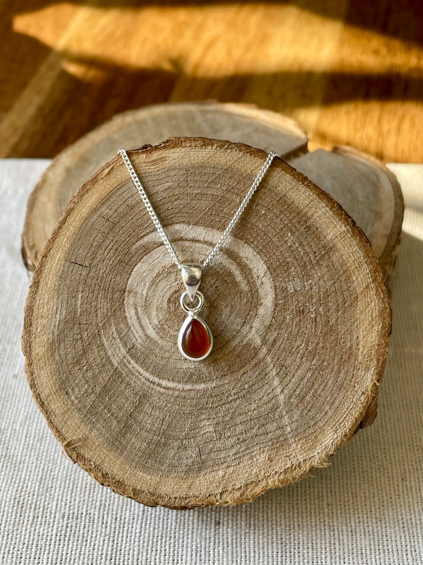 Pendentif en pierre naturelle de cornaline en argent 925