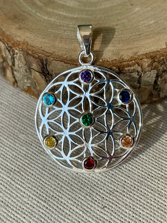 Pendentif de la fleur de vie avec les 7 chakras Swarovski en argent 925