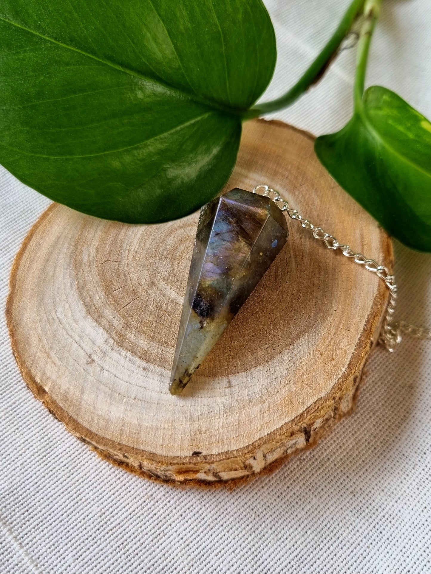 Pendule cône facetté labradorite aec