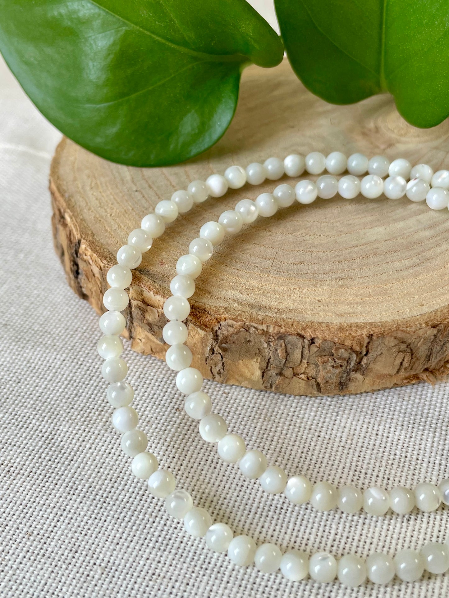 collier billes nacre
